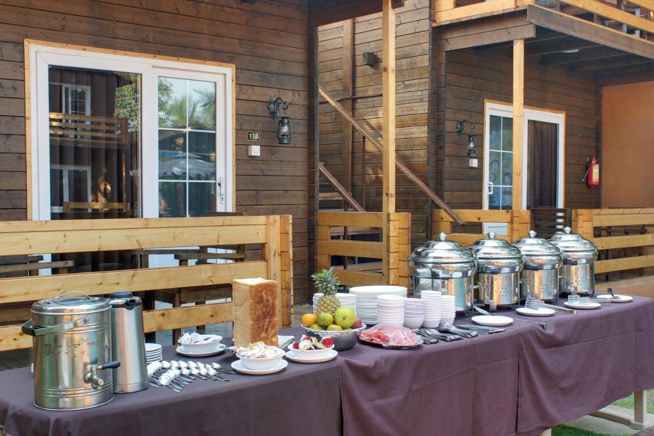 Chalet La Vie Woods- Couples/families Only Calangute