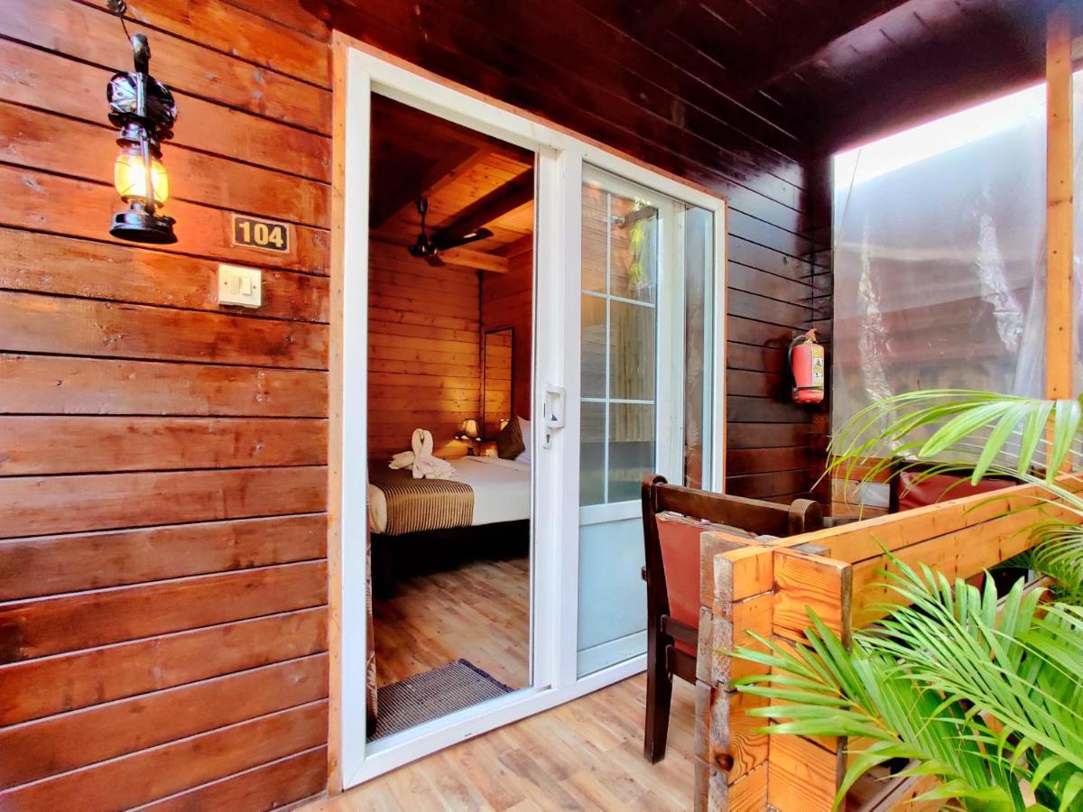 La Vie Woods- Couples/families Only Chalet *